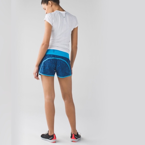 - Lululemon Run Times Short Sz 4
Samba Snake Kayak Blue - Picture 1 of 6